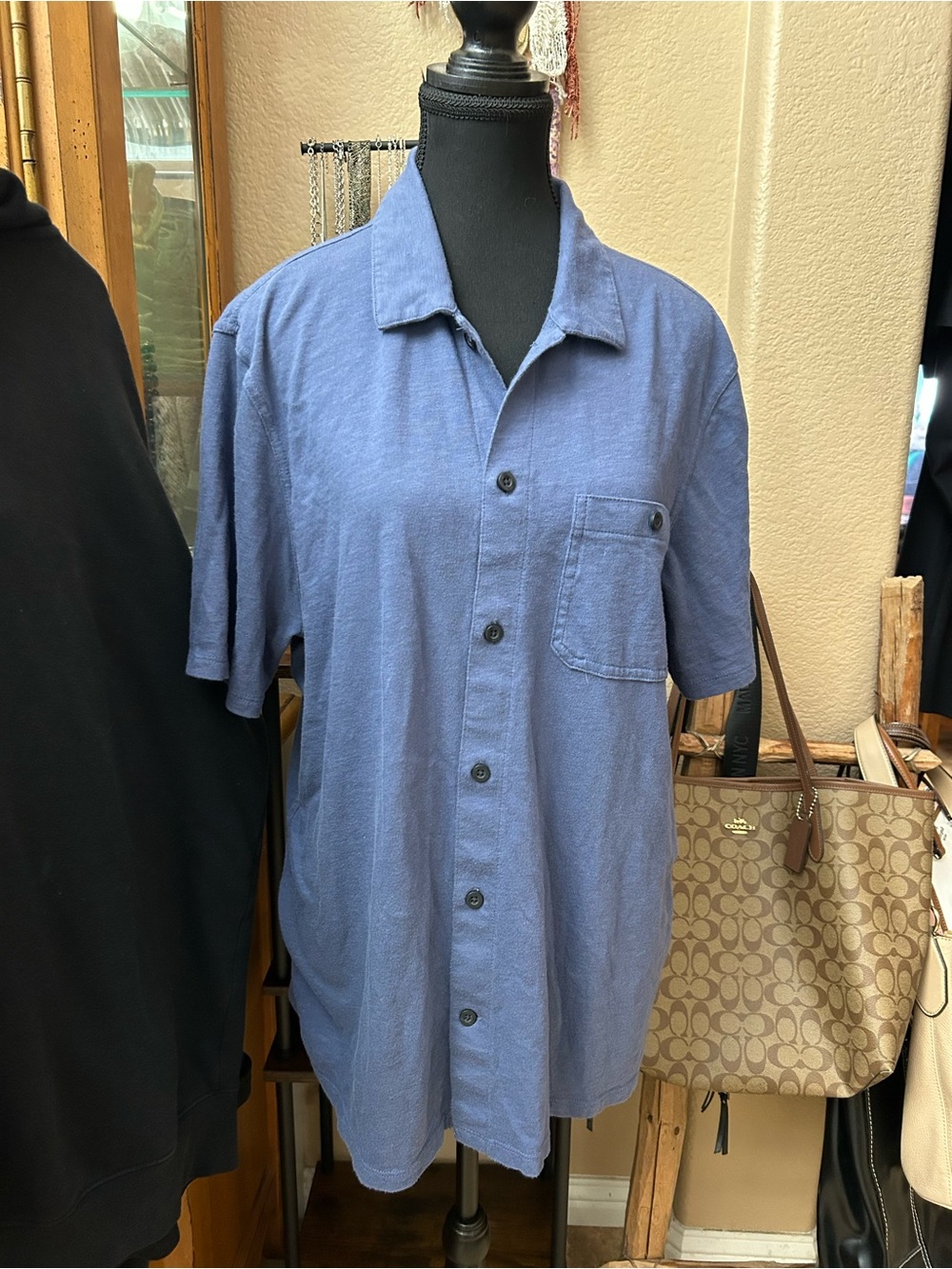 14th & Union Men's Short-Sleeve Button-Down Shirt in Dusty Blue
